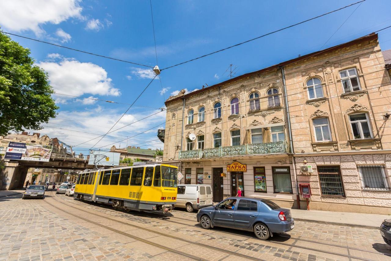 Сучасна Квартира По Вул Дарії Гусяк 9 Біля Краківського Lviv Bagian luar foto